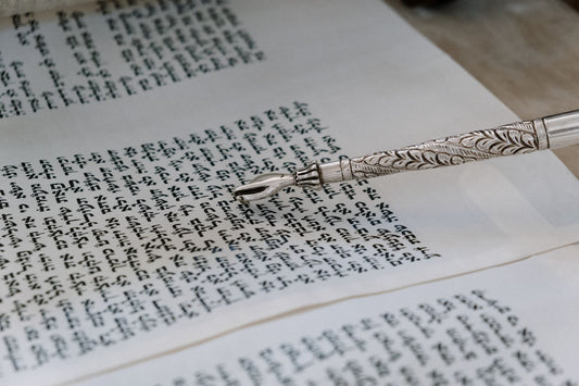 Are Jews Allowed To Write God
