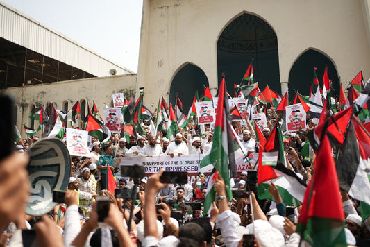 Are Jews and Muslims At War