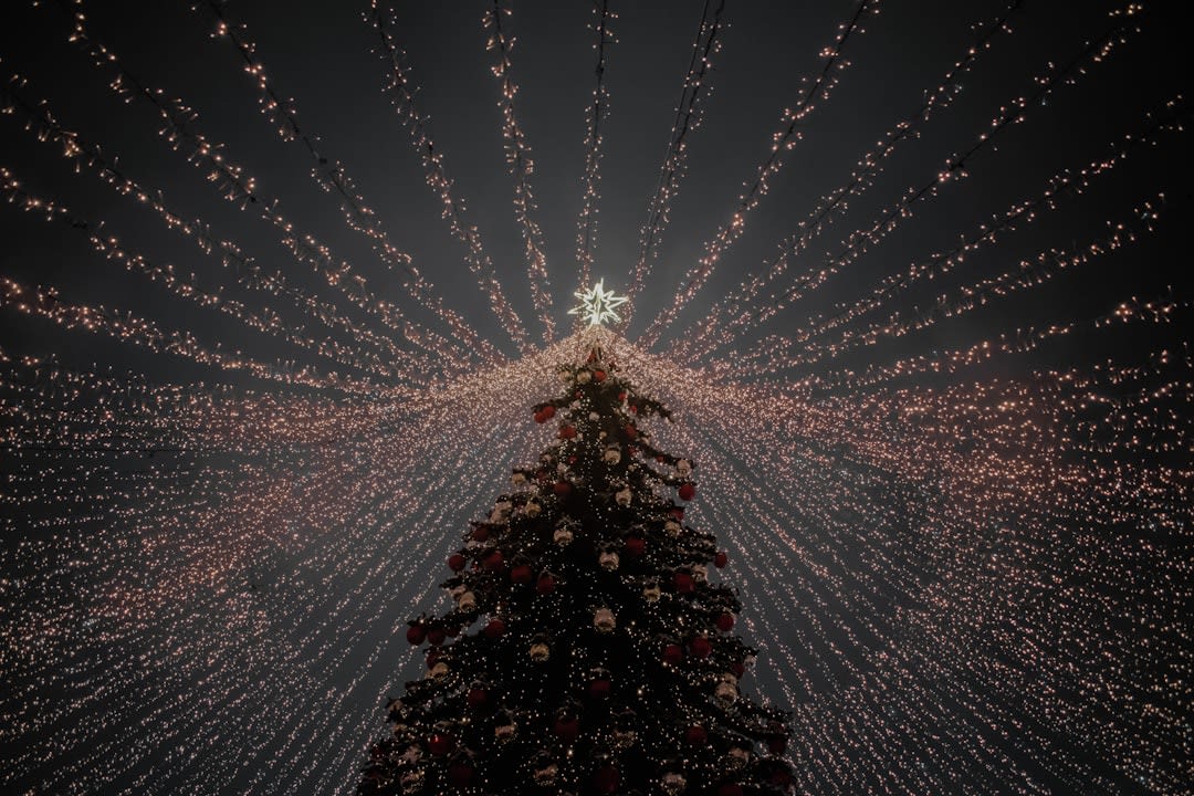 Do Christians Decorate Christmas Trees