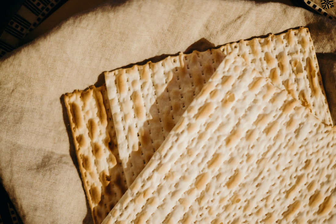What Are Jewish Crackers