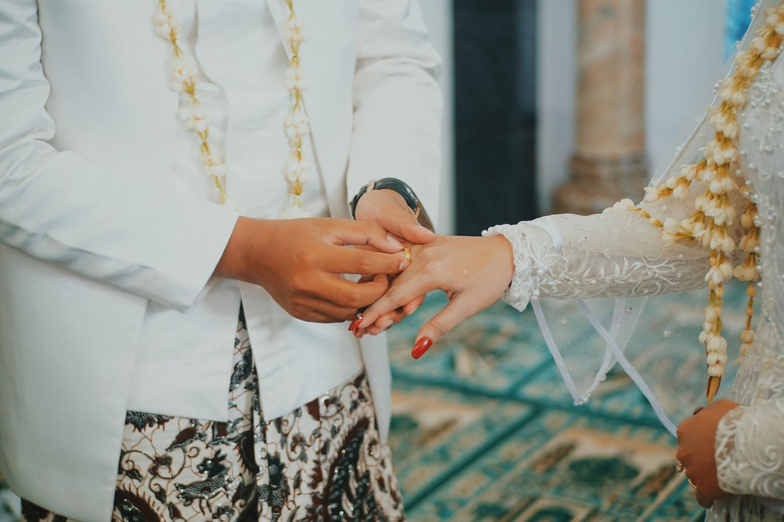 What Is The Amish Tradition On Wedding Night