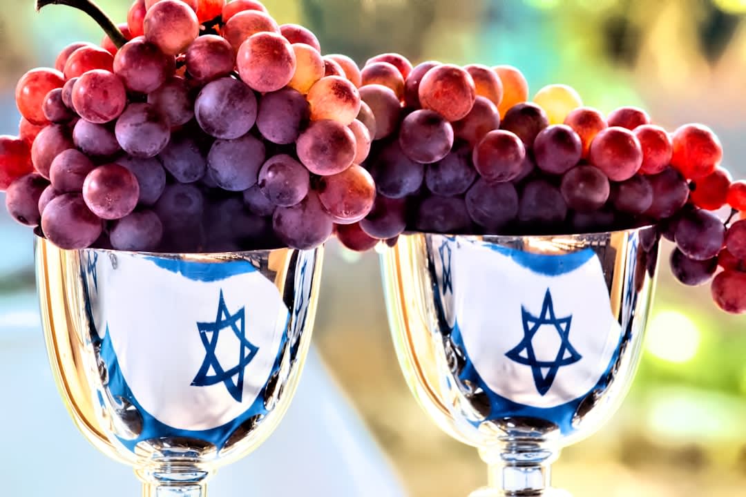 Why Do Jews Drink Wine On Shabbat
