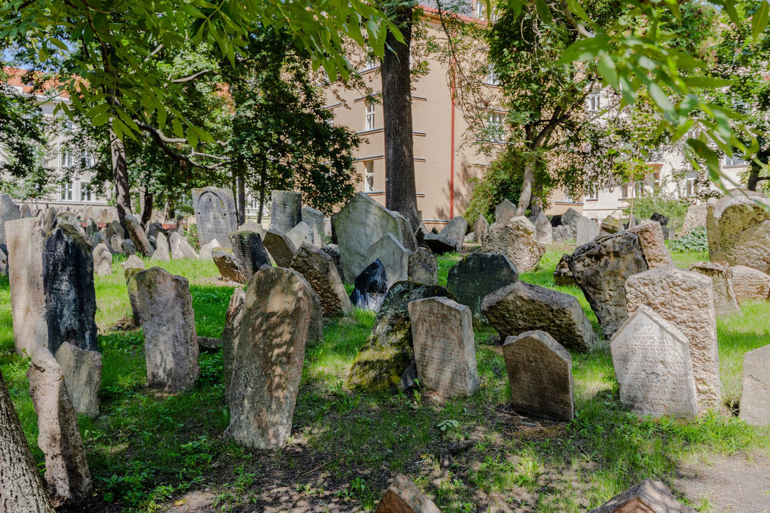 Why Do Jews Place Rocks On Graves