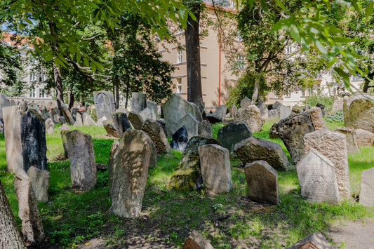 Why Do Jews Put Rocks On Graves